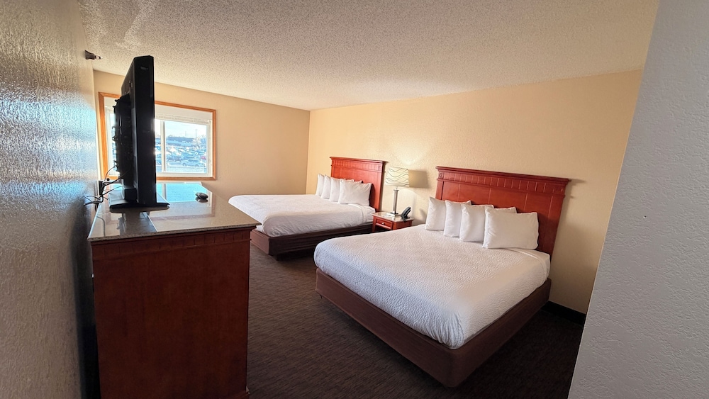 GrandStay Hotel & Suites Waseca 13/29