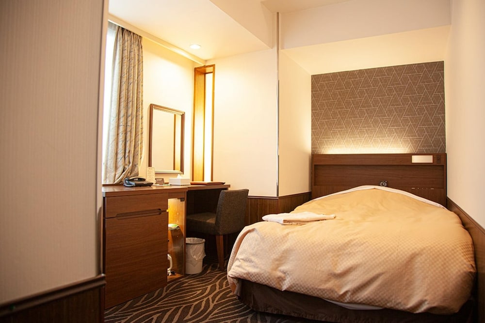 Sun Okinawa Hotel 12/50