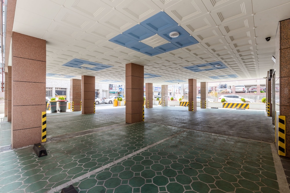Home Fourest Residence Hotel 20/21
