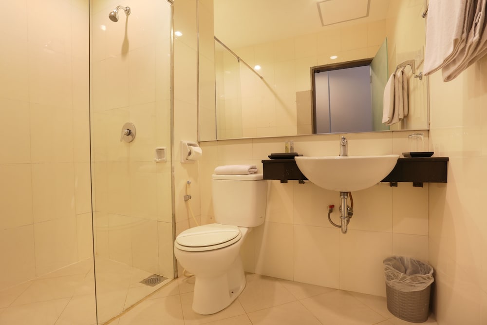 Triniti Hotel Batam 33/33