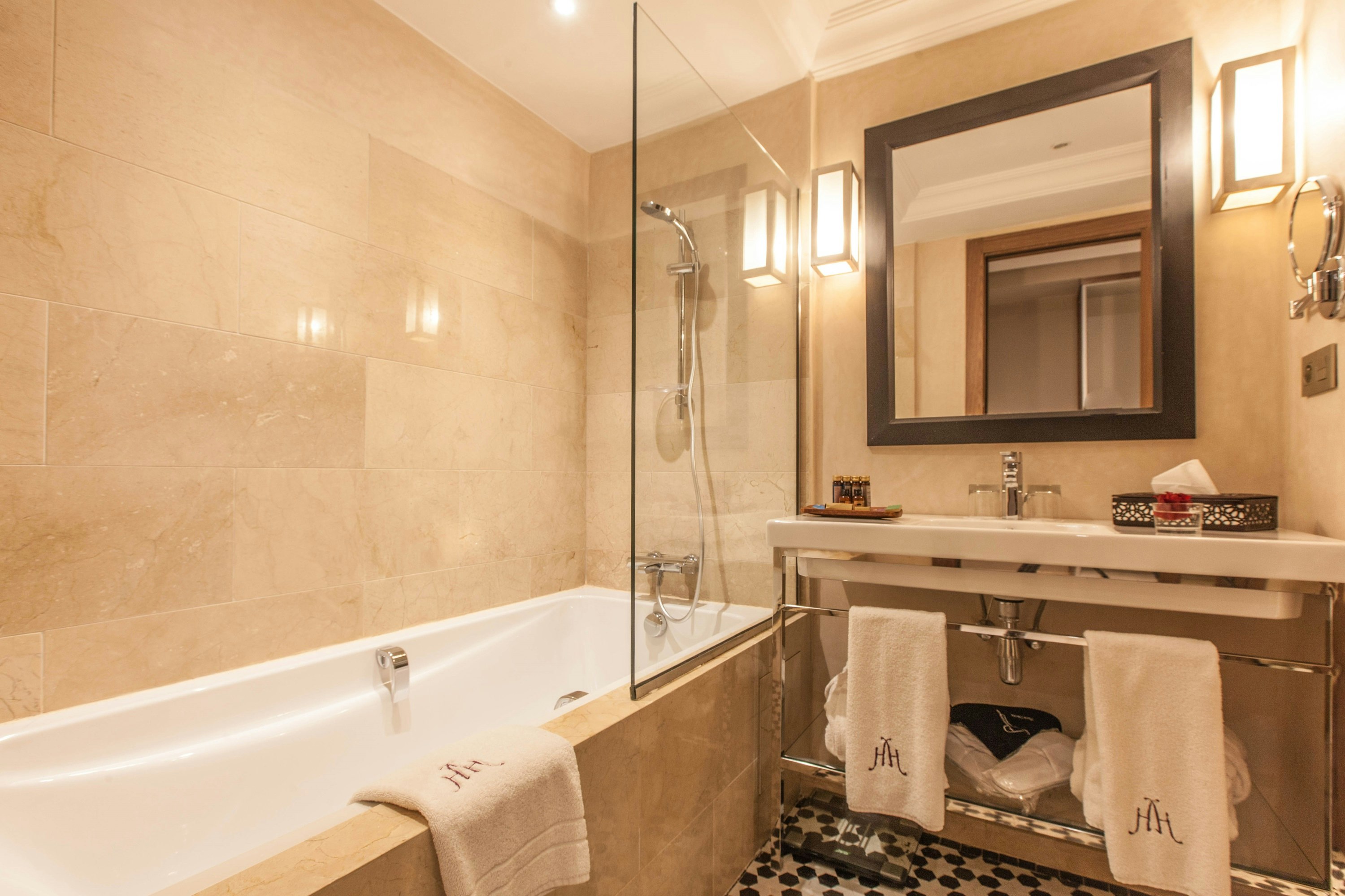 Hivernage And Spa Hotel 45/48