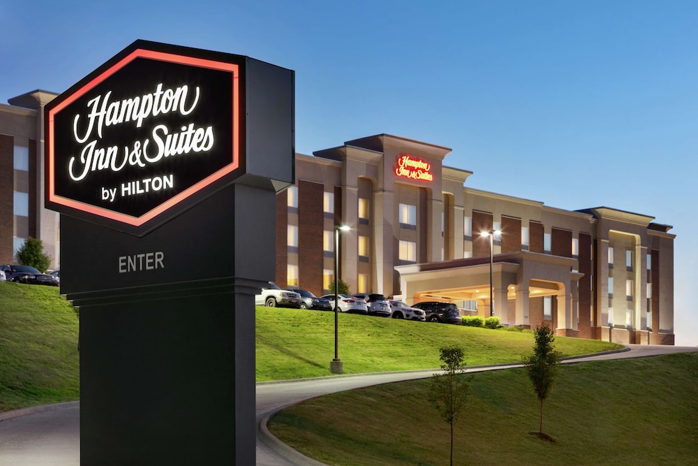 Hampton Inn & Suites Parkersburg Downtown 2/45