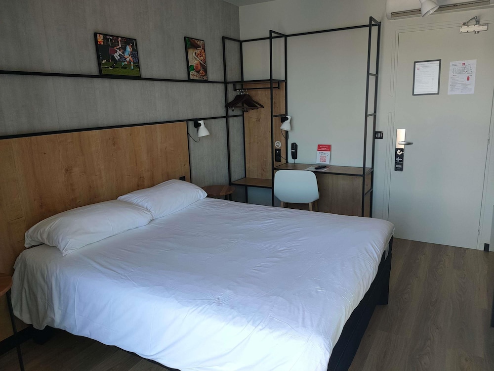 Ibis Brive Centre 24/65