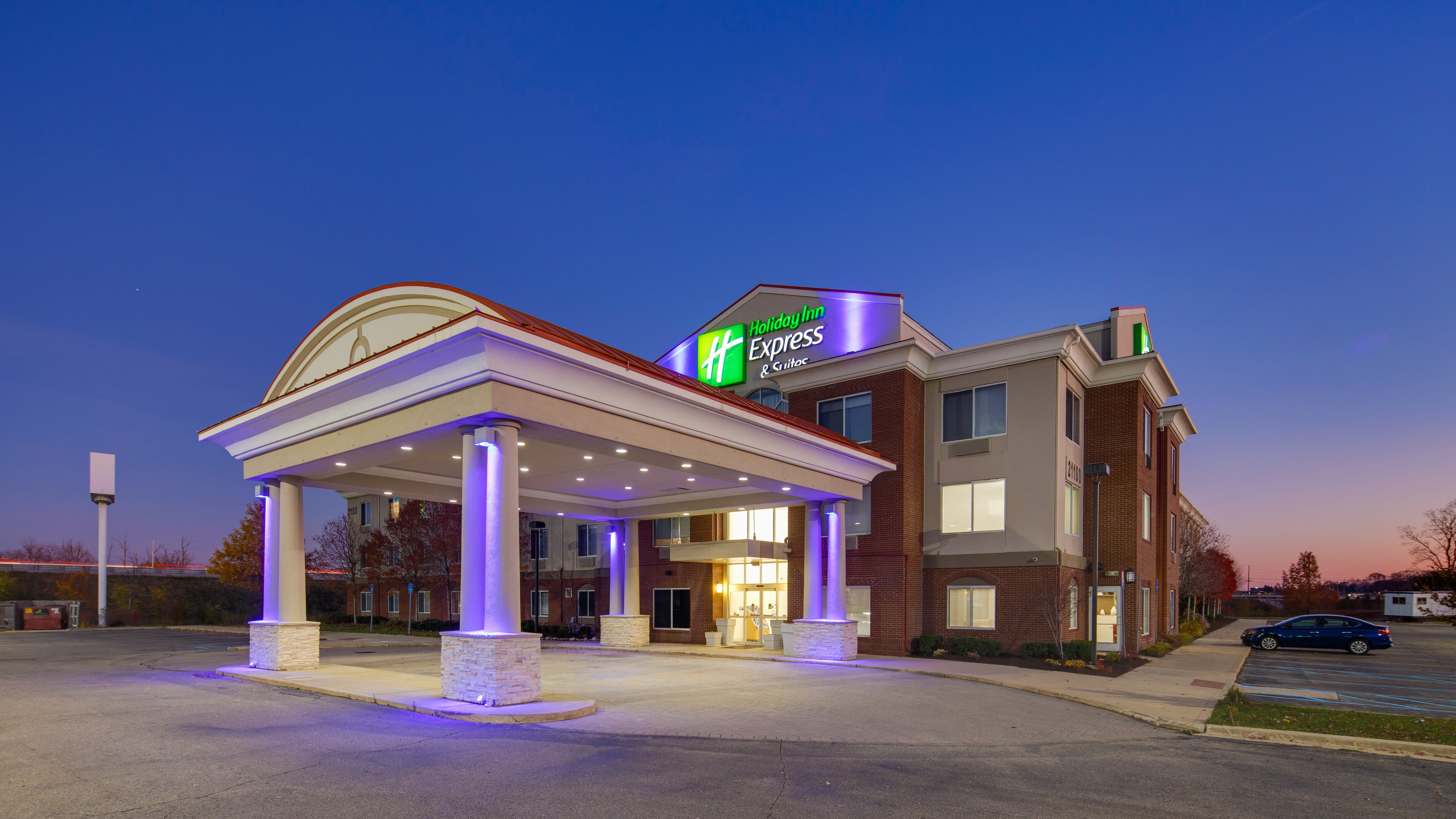 Holiday Inn Express Hotel And Suites Detroit Farmington Hills 2/53