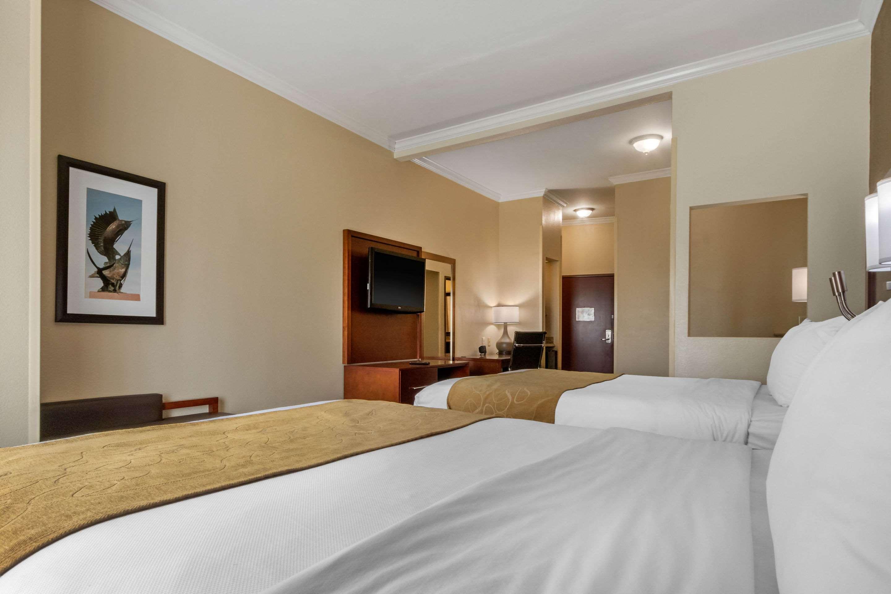SUITE, 2 QUEEN BEDS