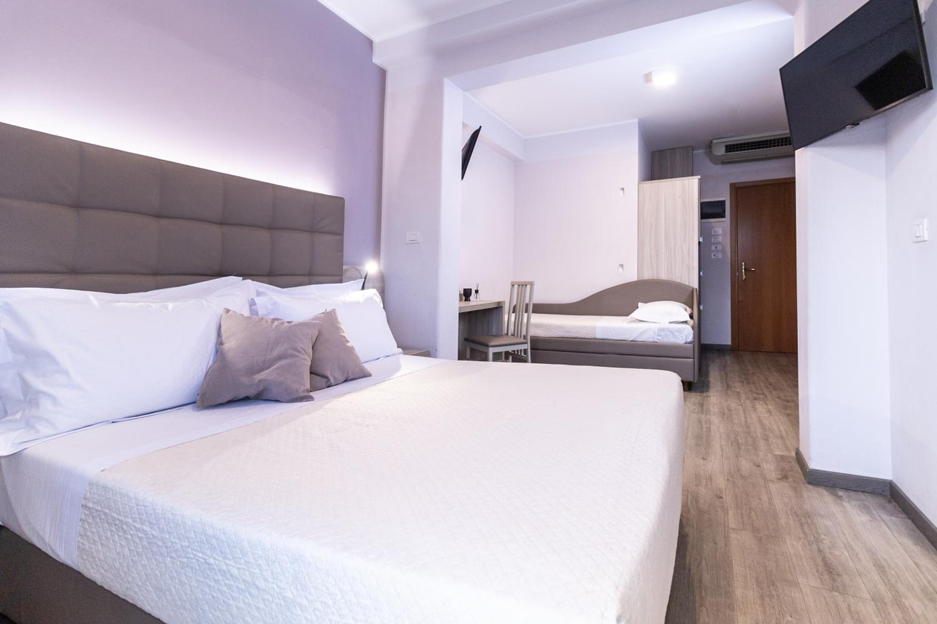 Hotel Alfonsina 19/50