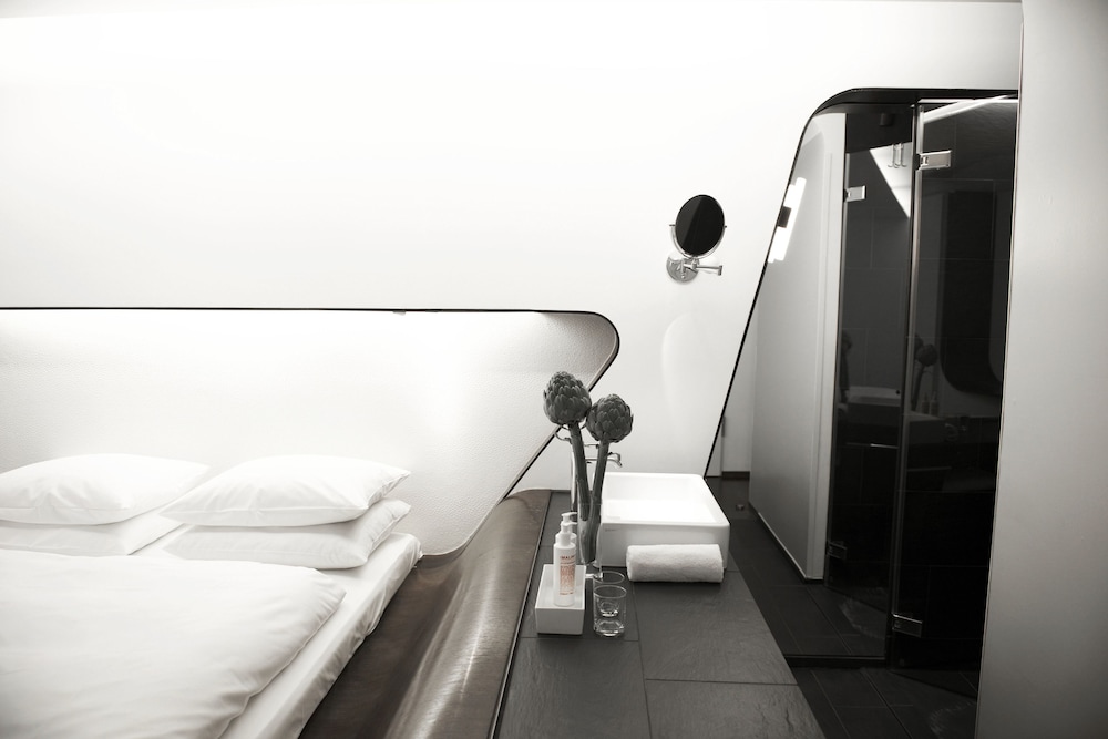 Hotel Q 42/71