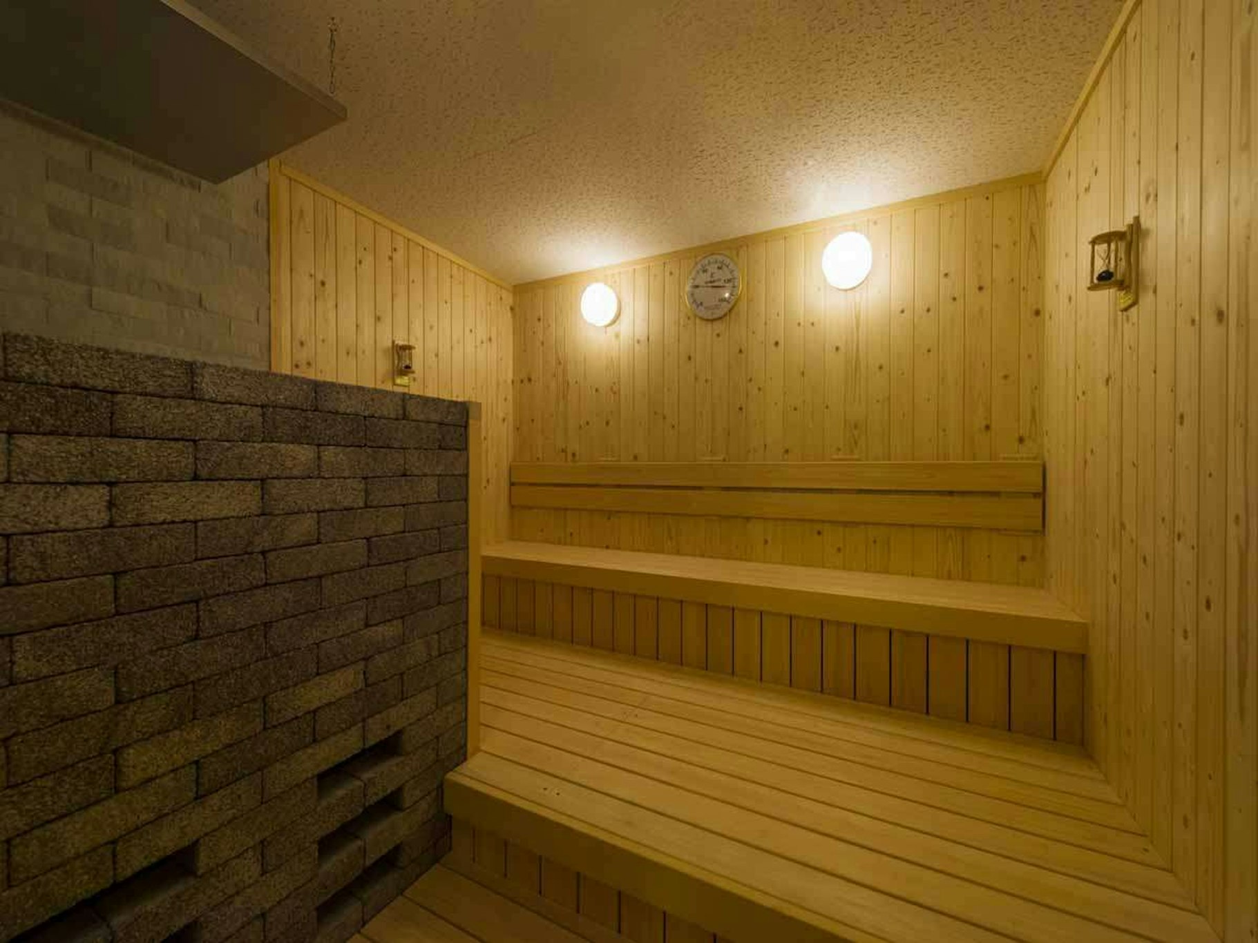 ART HOTEL Narita 8/12