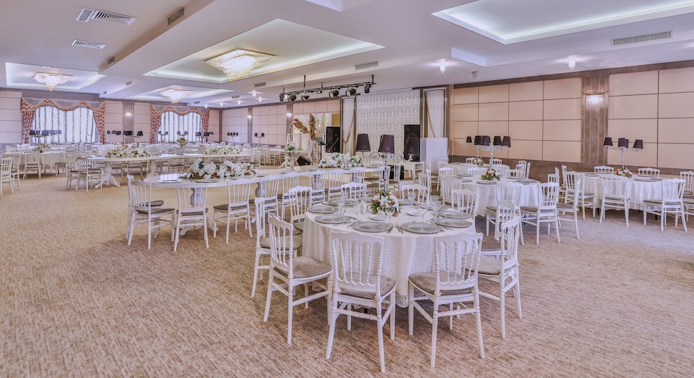 Dafne Hotel 30/50