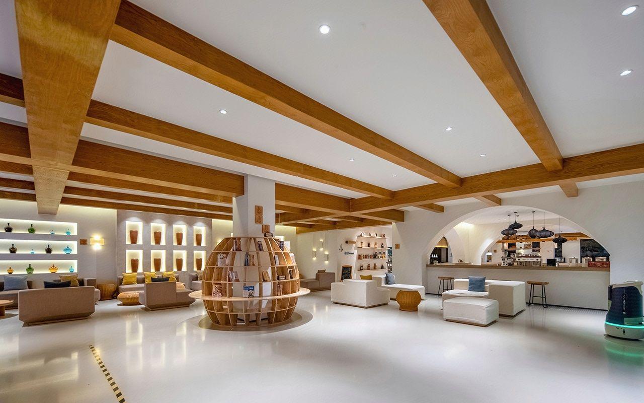 O.Live Social Hotel (Shanghai Xinzhuang Metro Station) 37/39