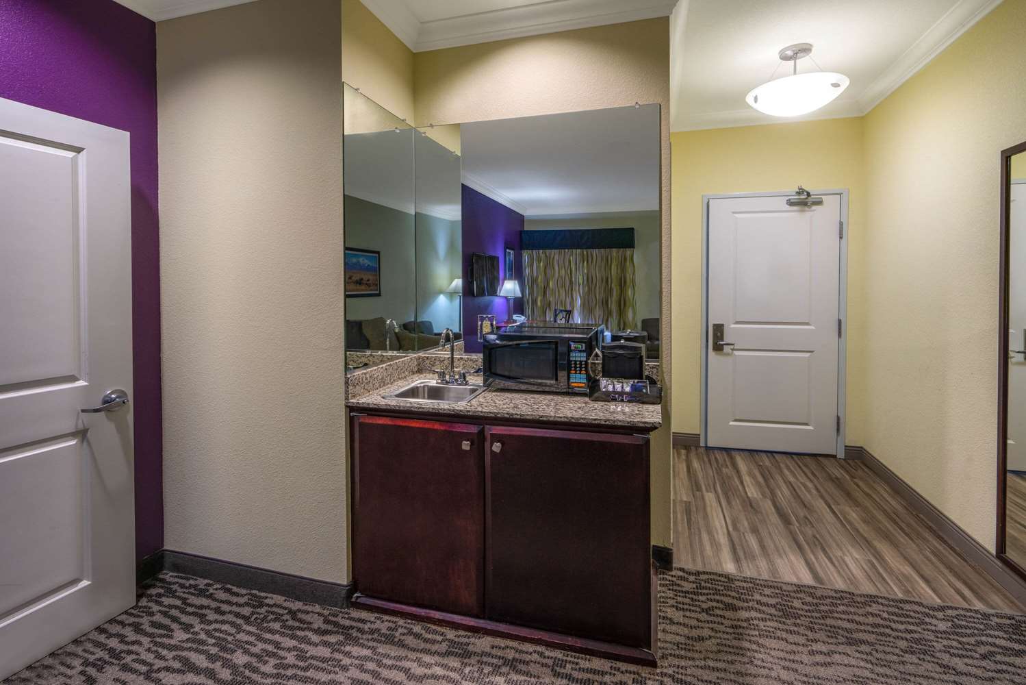 La Quinta Inn & Suites by Wyndham Loveland 45/45