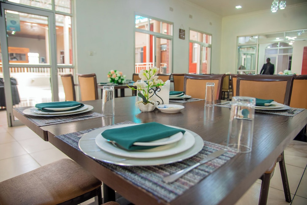 Chamba Valley Exotic Hotel 39/50