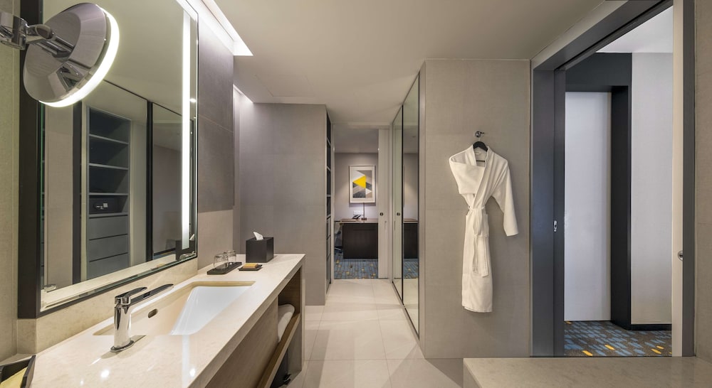 DoubleTree by Hilton Shah Alam i-City 16/76