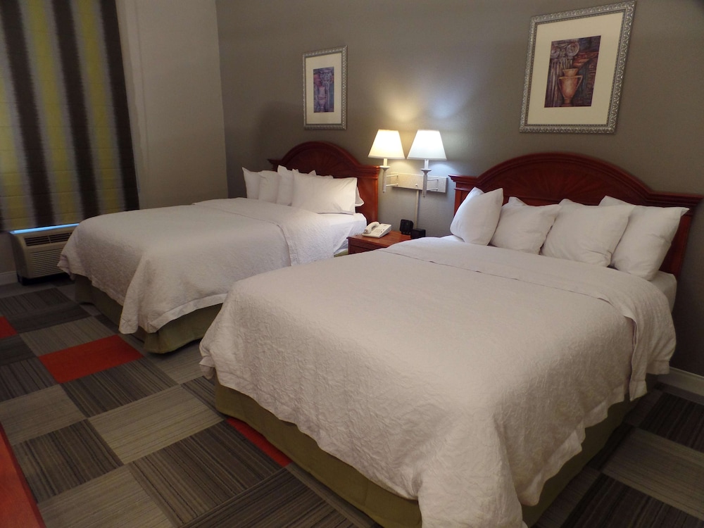 Hampton Inn Bowling Green Oh 23/48