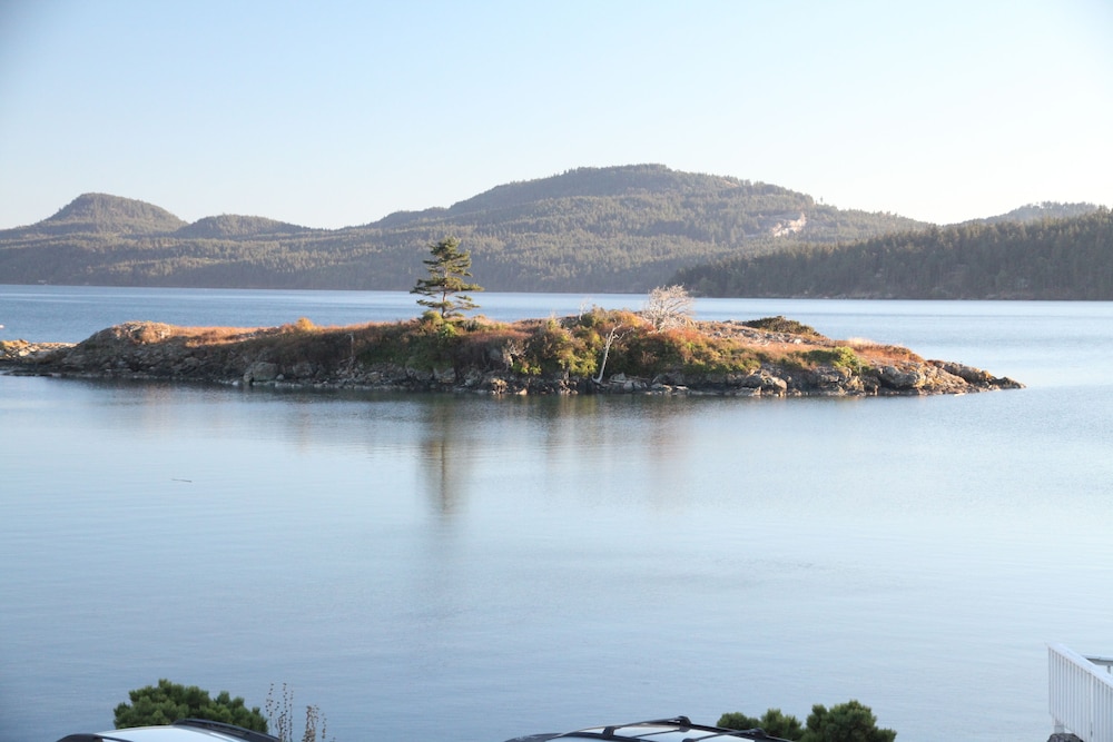 Outlook Inn On Orcas Island 56/68
