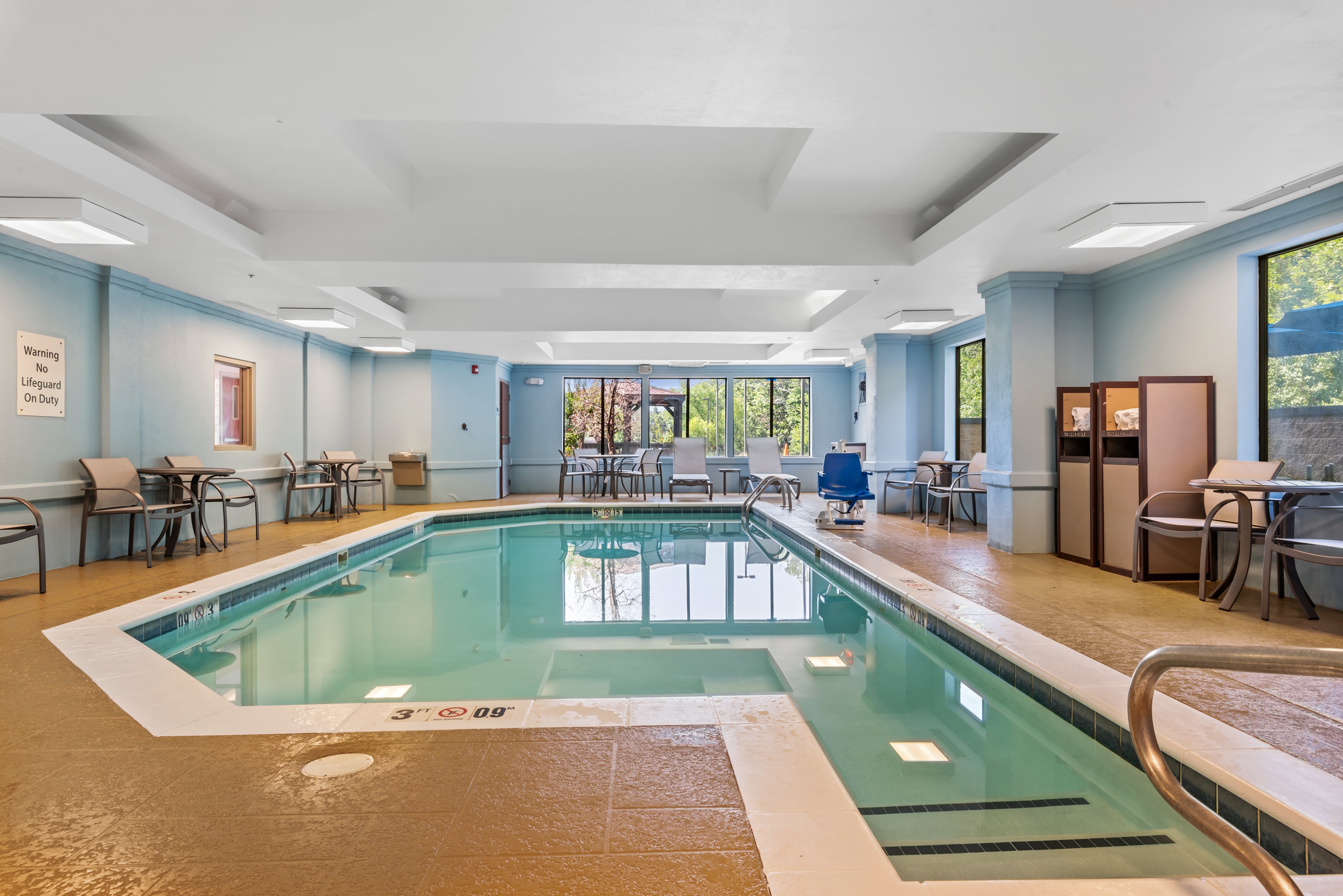 Holiday Inn Express Suites Maumelle Little Rock Nw 21/42