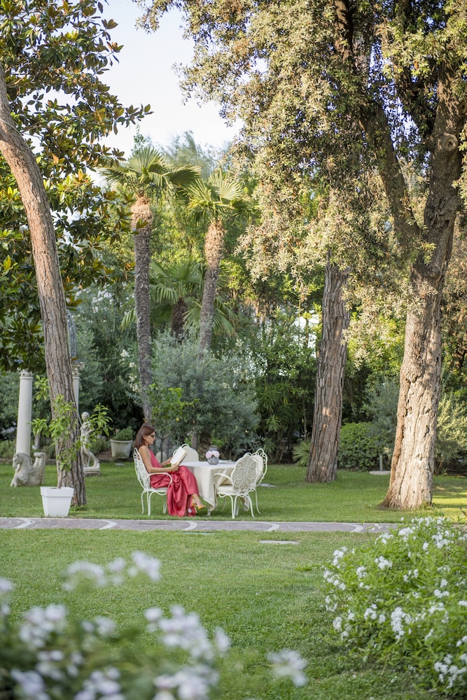 Residenza Parco Fellini 65/72