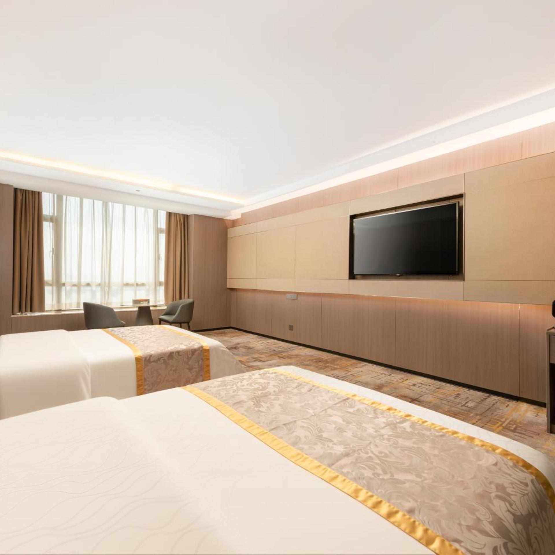 Yinquan Hotel 40/46