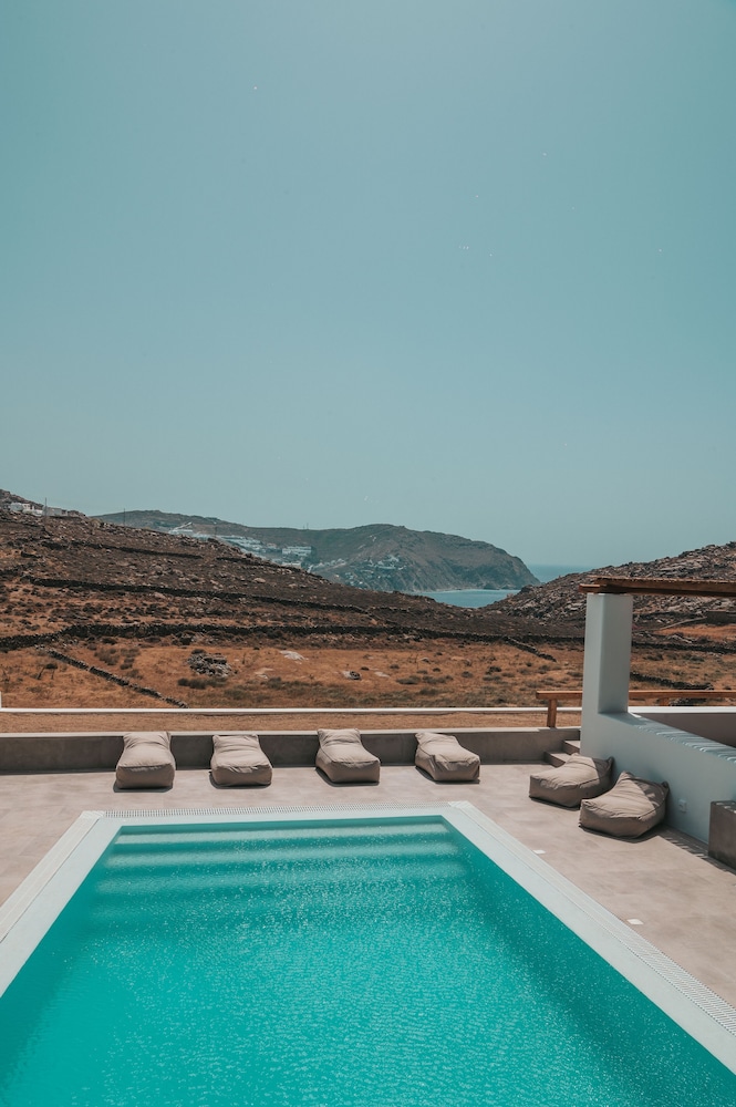 ANEMELA MYKONOS VILLAS & SUITES 42/50