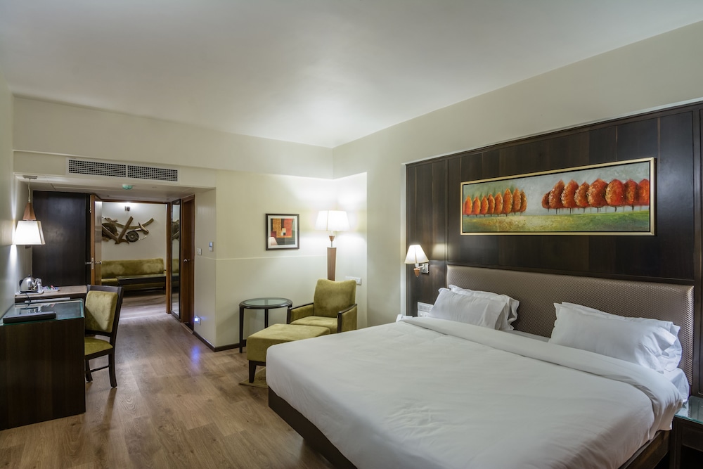 THE PRESIDENT A BOUTIQUE HOTEL 12/36