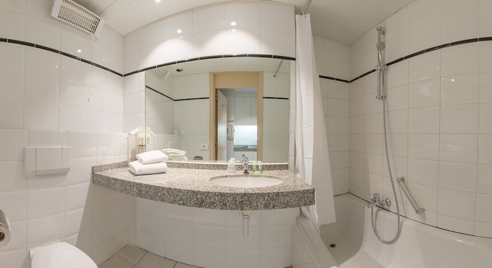Arass Hotel & Business Flats 13/47