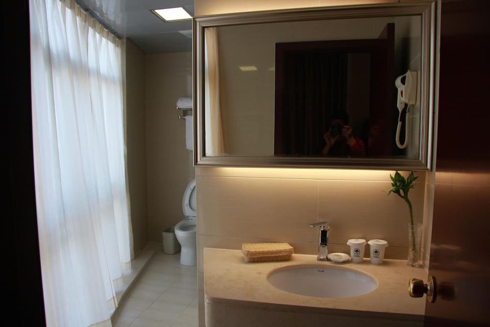 GREENTREE INN SHANTOU CHENGJIANG ROAD BUSINESS HOTEL 20/32