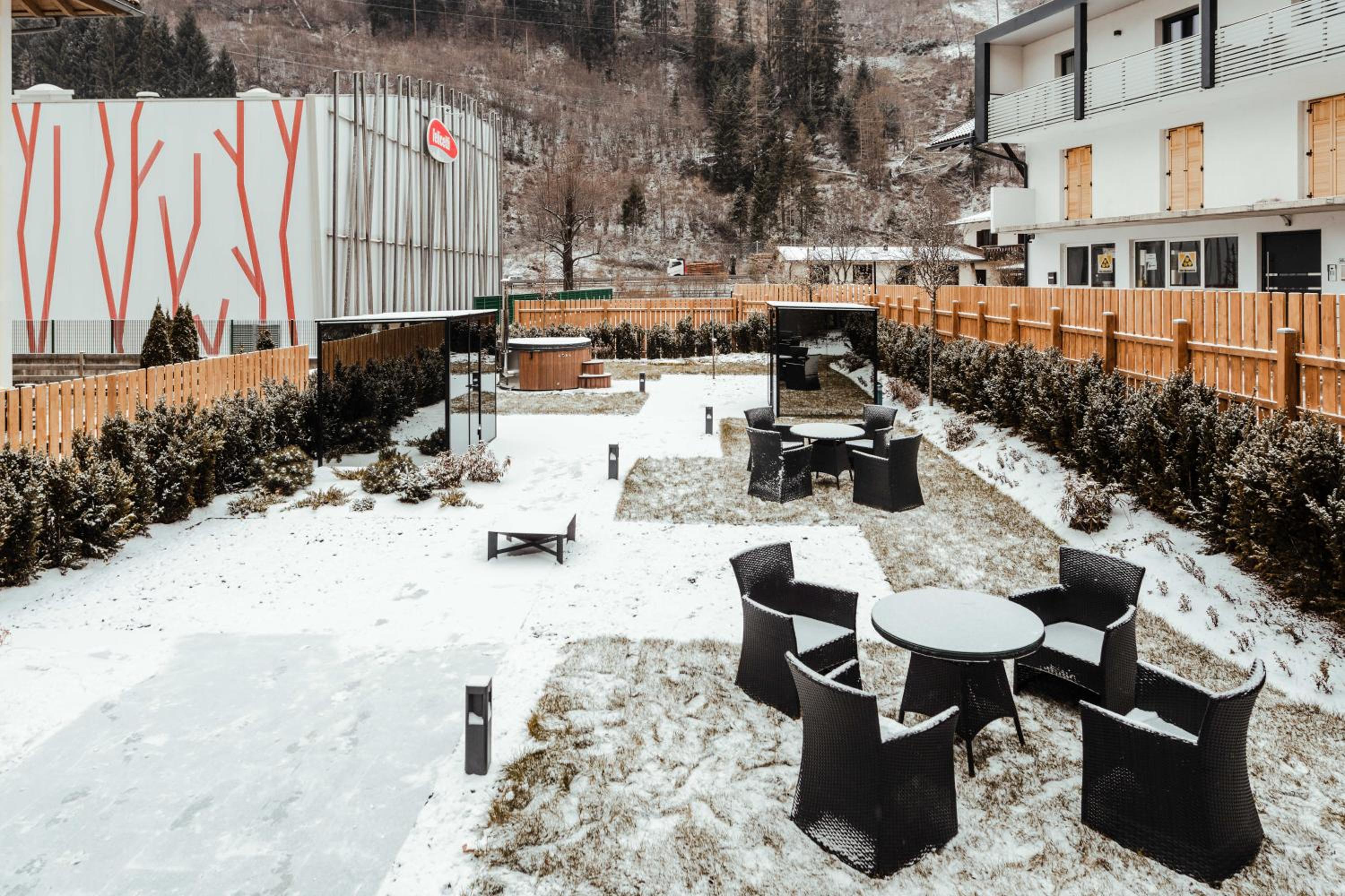 HOTEL MARIA 52/55