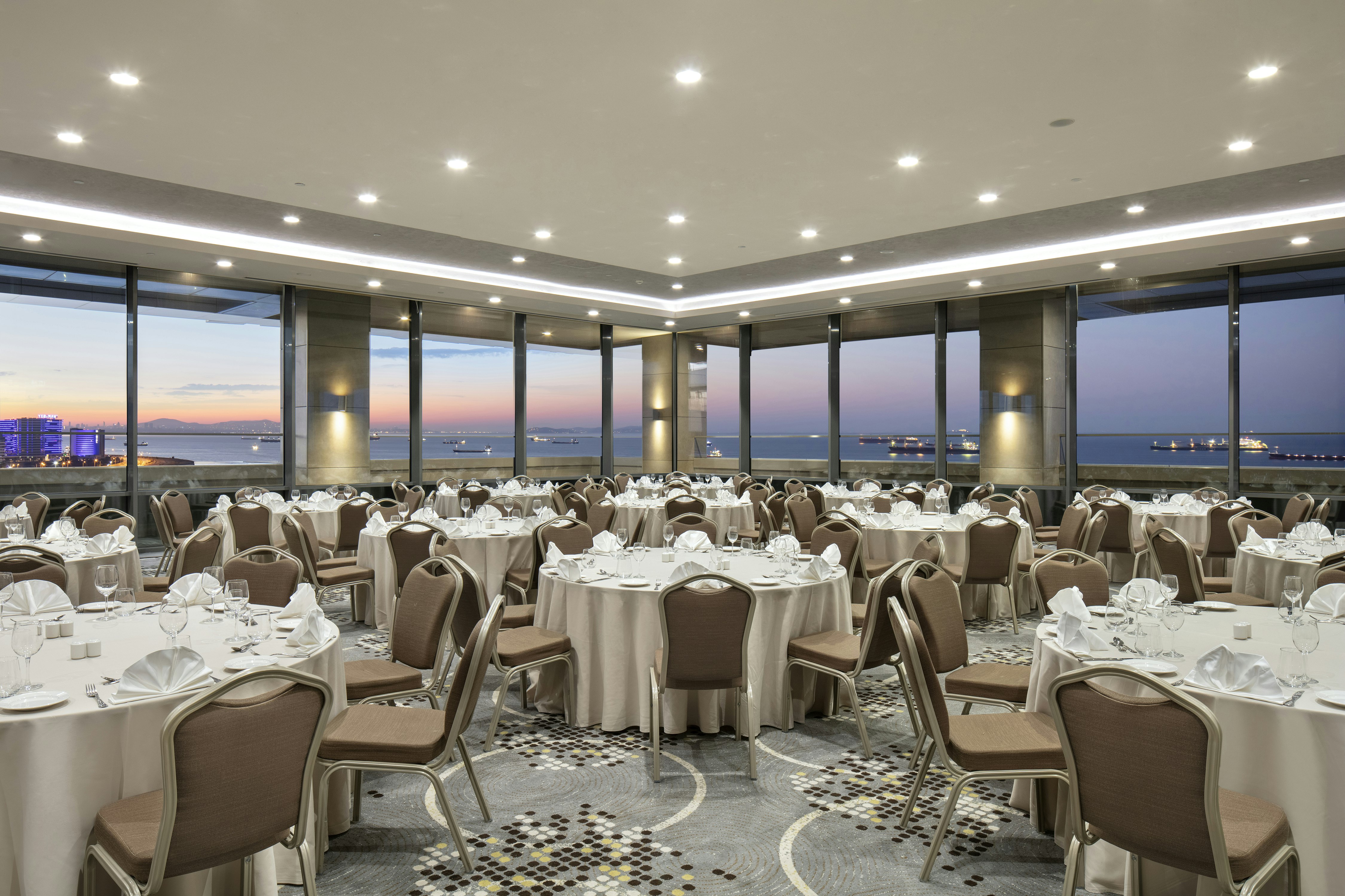 Hilton Istanbul Bakirkoy 36/44