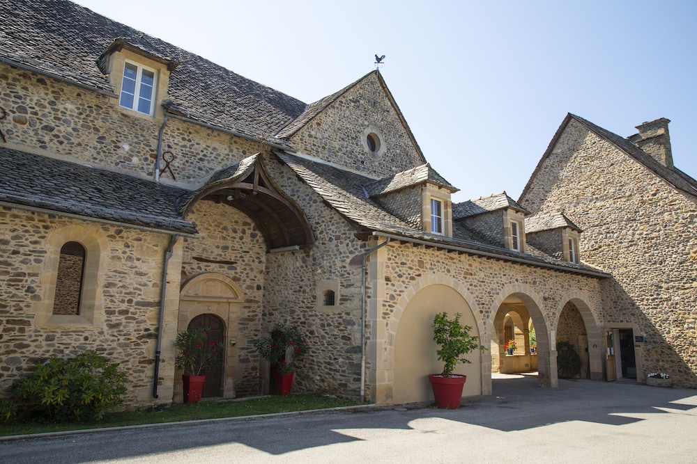 Chateau De La Falque 54/69