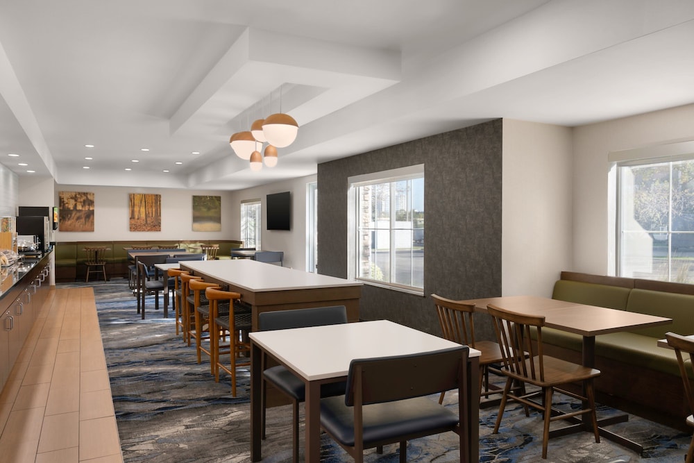 Fairfield Inn Suites By Marriott Chicago Naperville Aurora 37/50