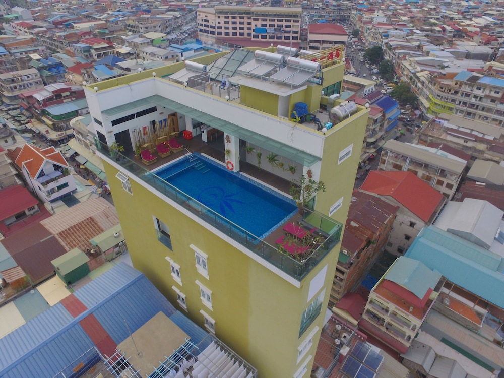 Orussey One Hotel Apartment 2/71