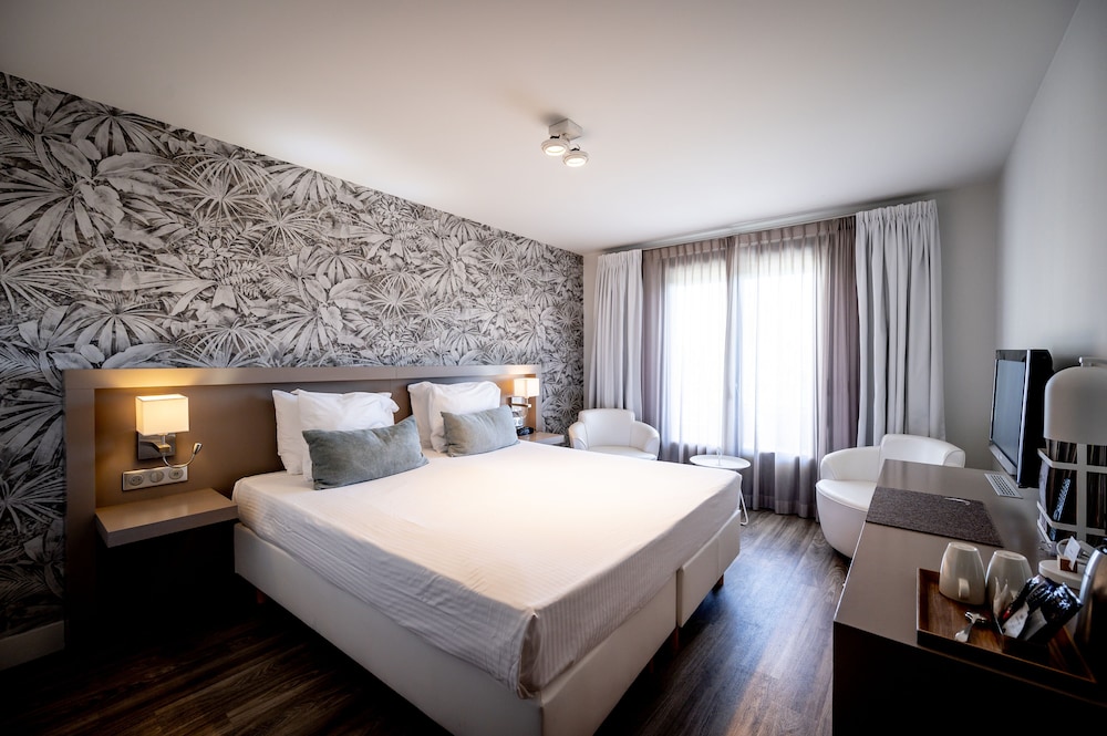 Van Der Valk Hotel Le Catalogne 26/72