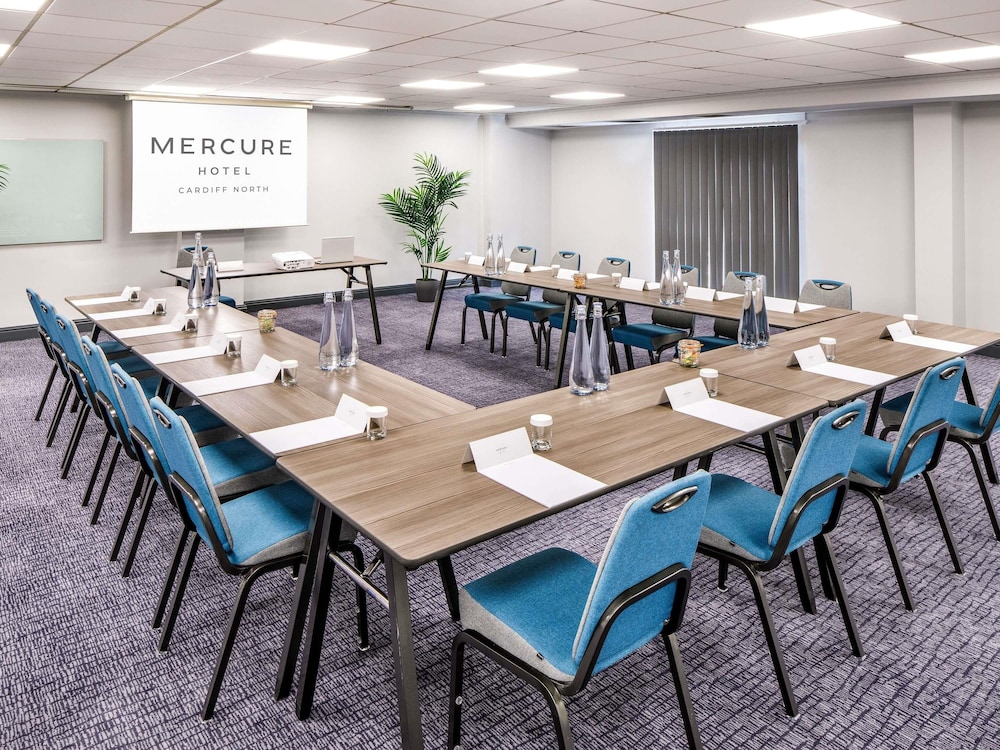 Mercure Cardiff North Hotel 41/50