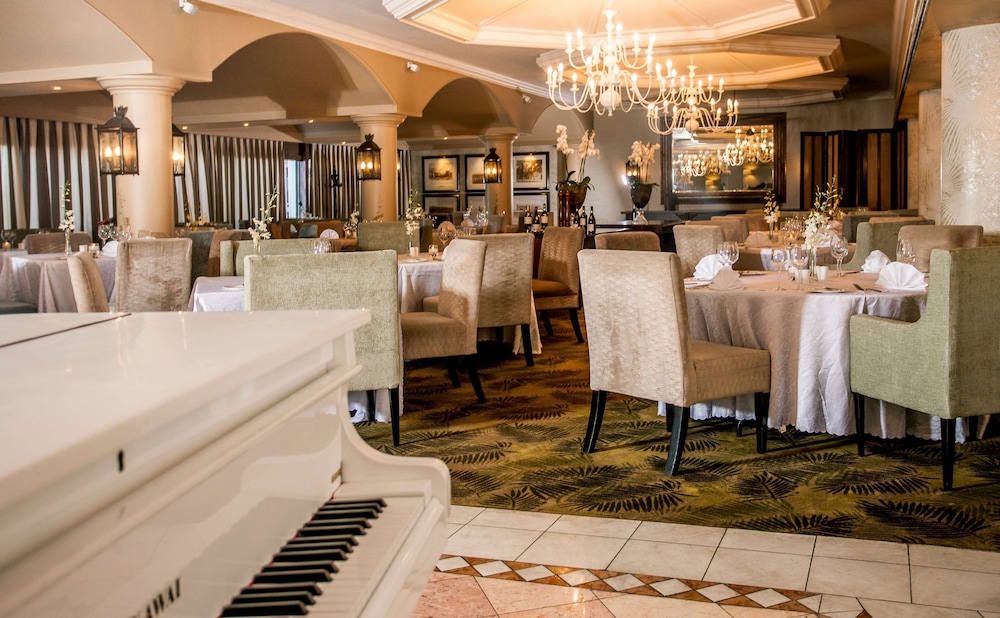 Beverly Hills Hotel 32/50