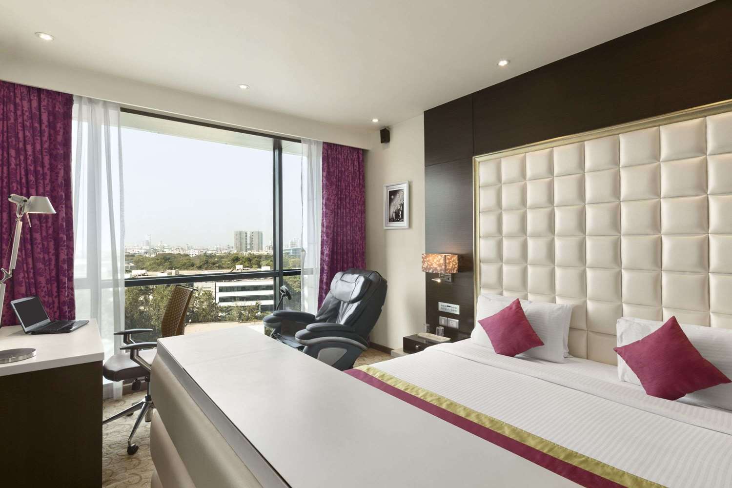 Ramada by Wyndham Navi Mumbai 6/51