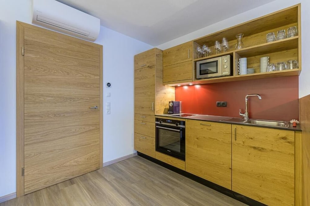 Wohlfuhlhotel Schiestl 7/50
