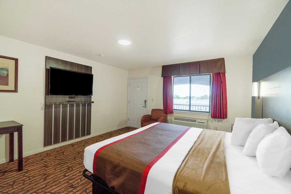 High Five Inn 6/50
