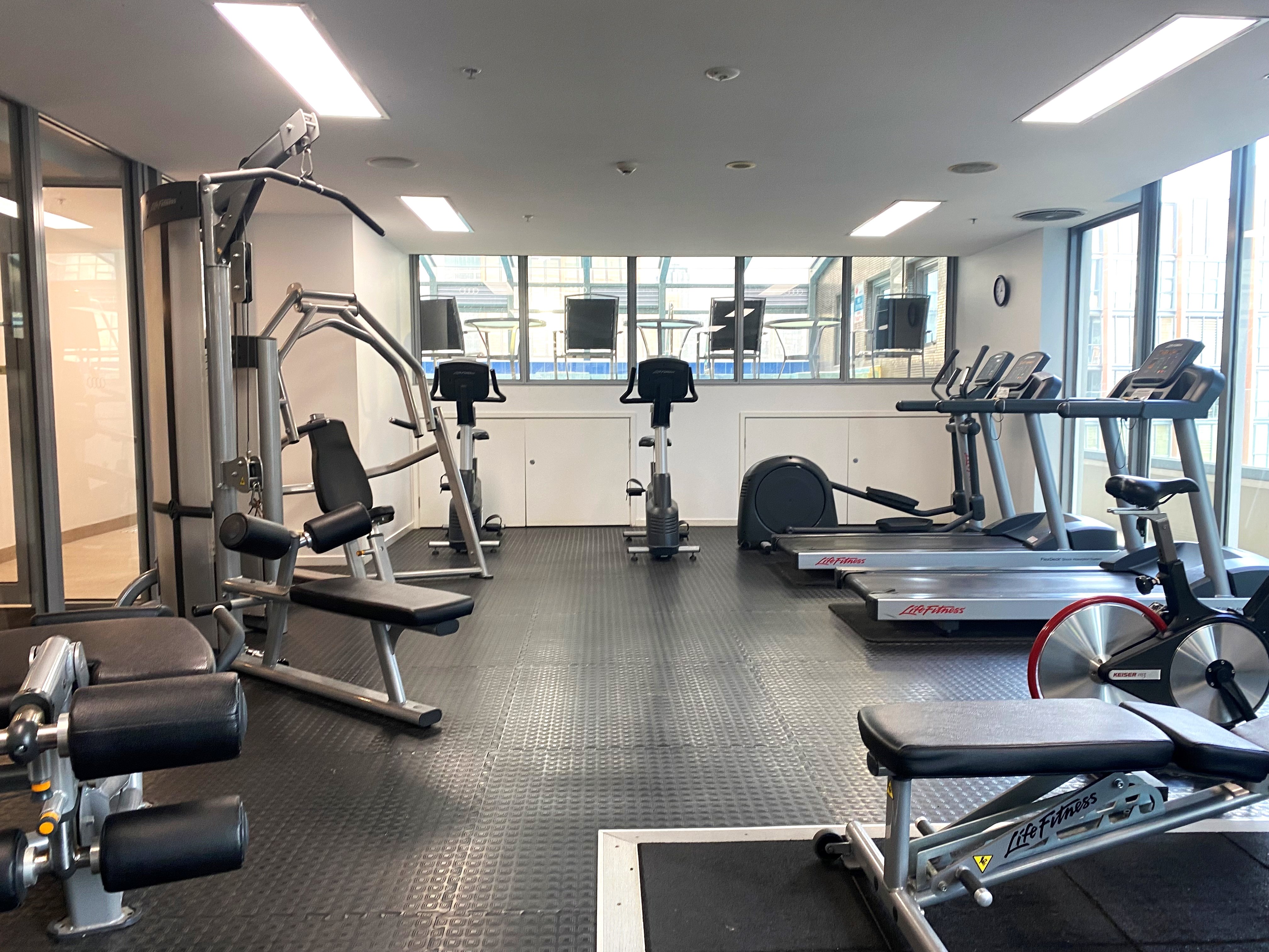 Brady Apartment Hotel Flinders Street 12/22