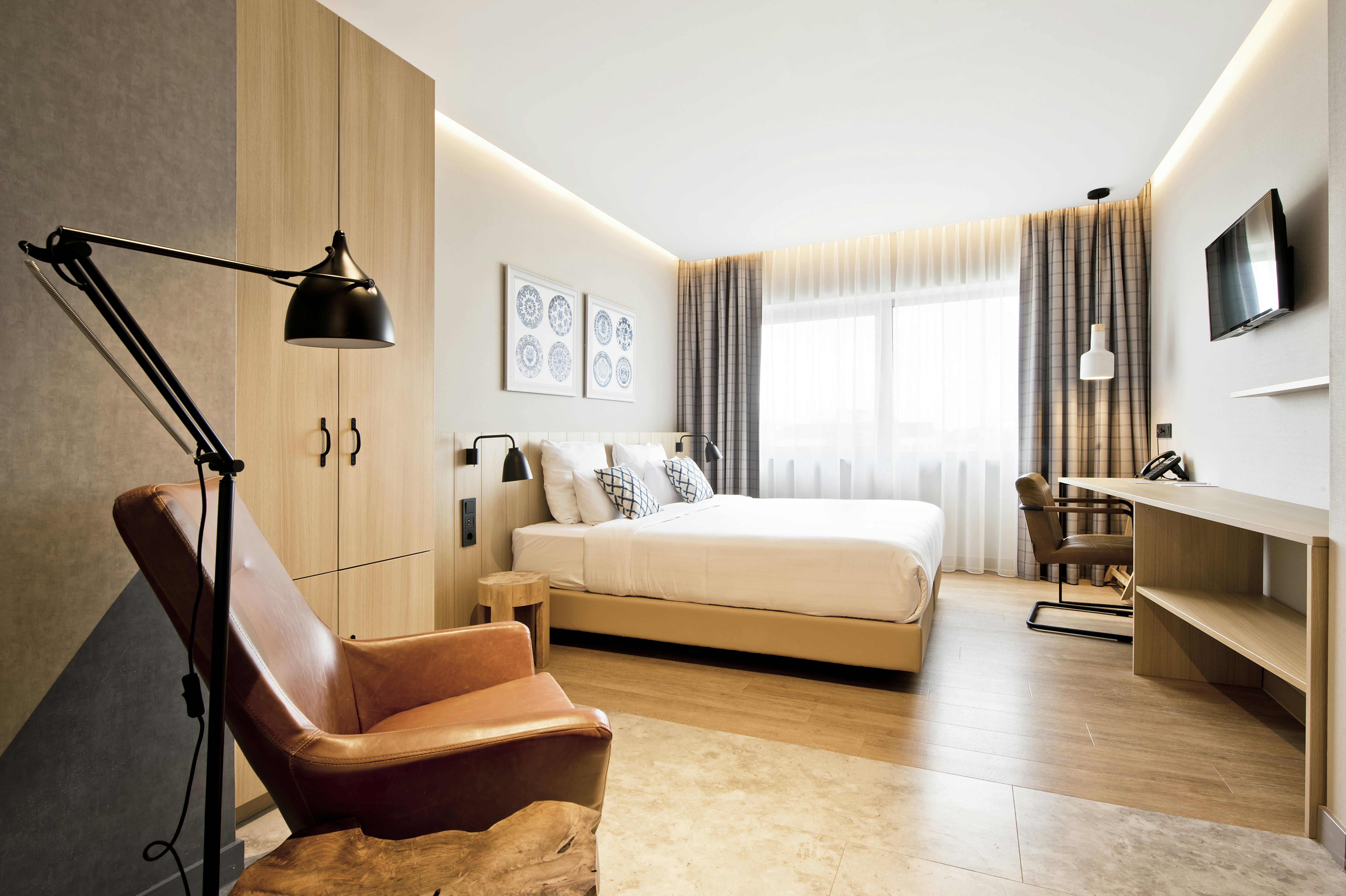 Urban Lodge Hotel 15/42