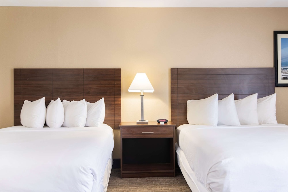Best Western Oceanside Inn 17/46
