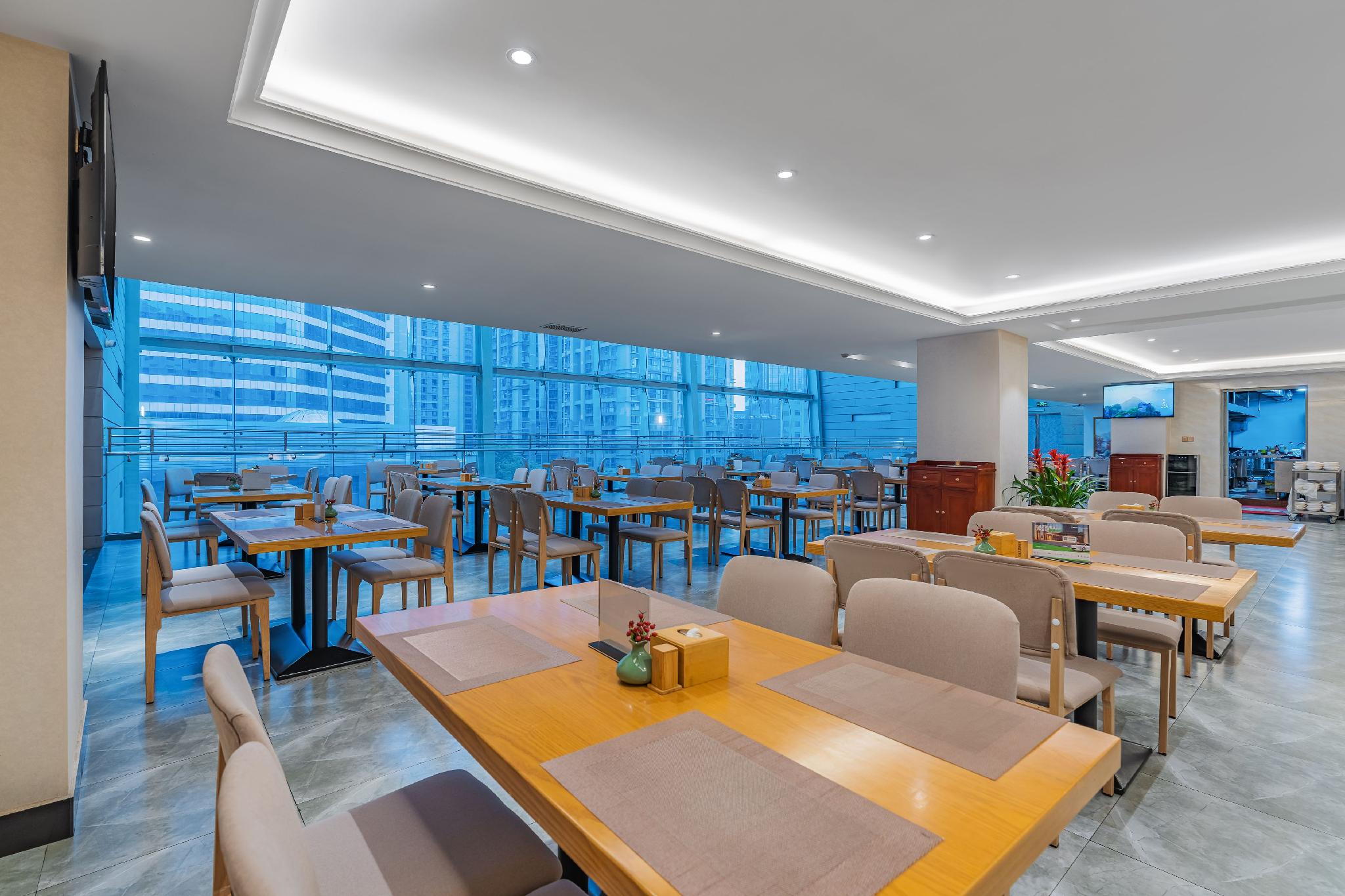 Venus International Hotel (Kunming Tongde Plaza) 45/60