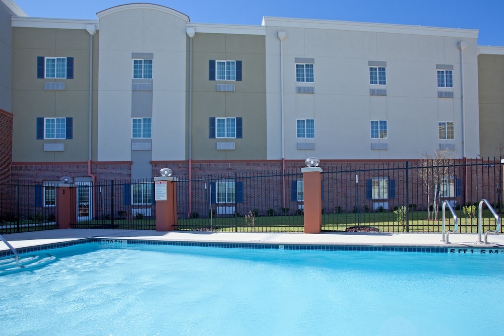CANDLEWOOD SUITES LEAGUE CITY 5/39