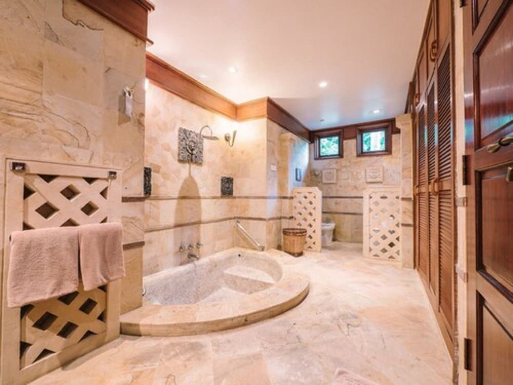 Indra Maya Pool Villas 11/72