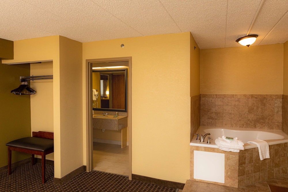 Best Western Executive Inn Kenosha/Pleasant Prairie 9/30