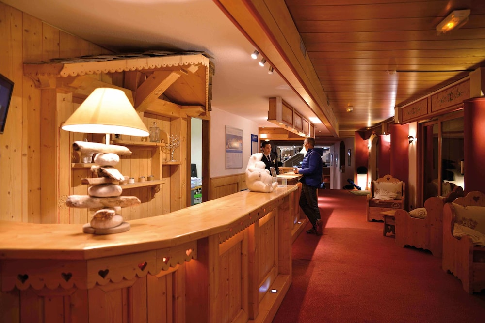 Hotel Vacances Bleues Belle Plagne 30/50