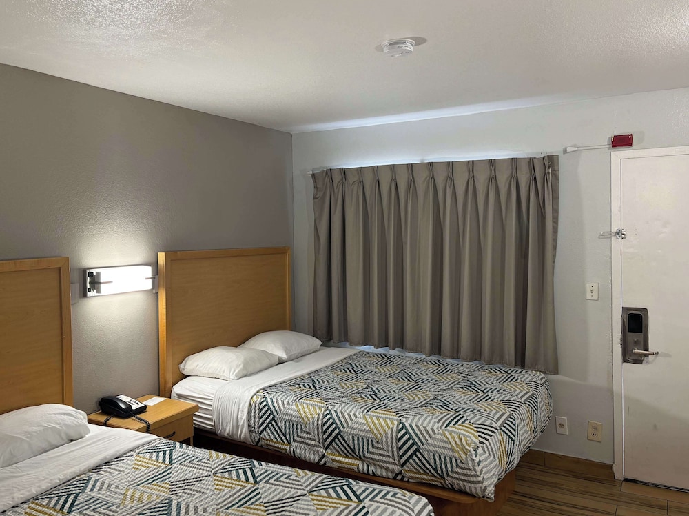 Room at Motel6 Riviera Beach, FL, WEST PALM BEACH - FL