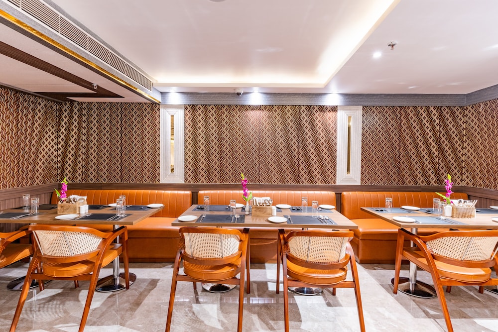Regenta Inn Gurugram 39/50