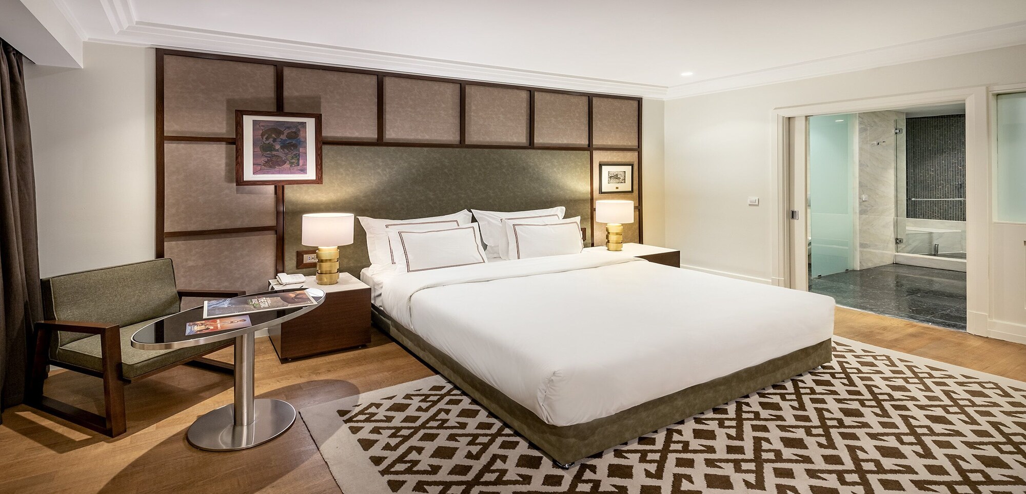 Atrium Suite