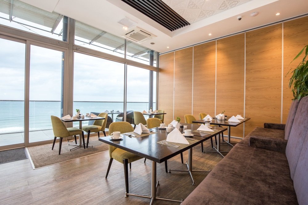 Belaire Suites 38/50