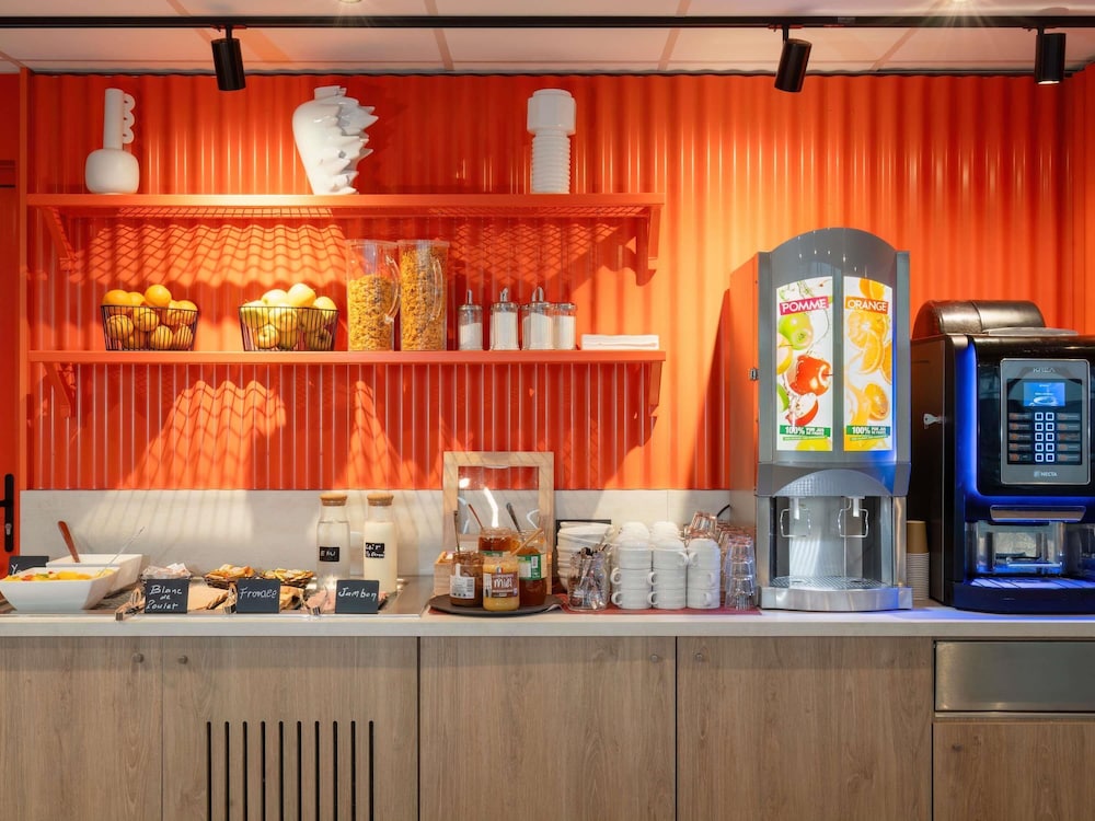 ibis budget Pertuis Portes du Luberon 6/65